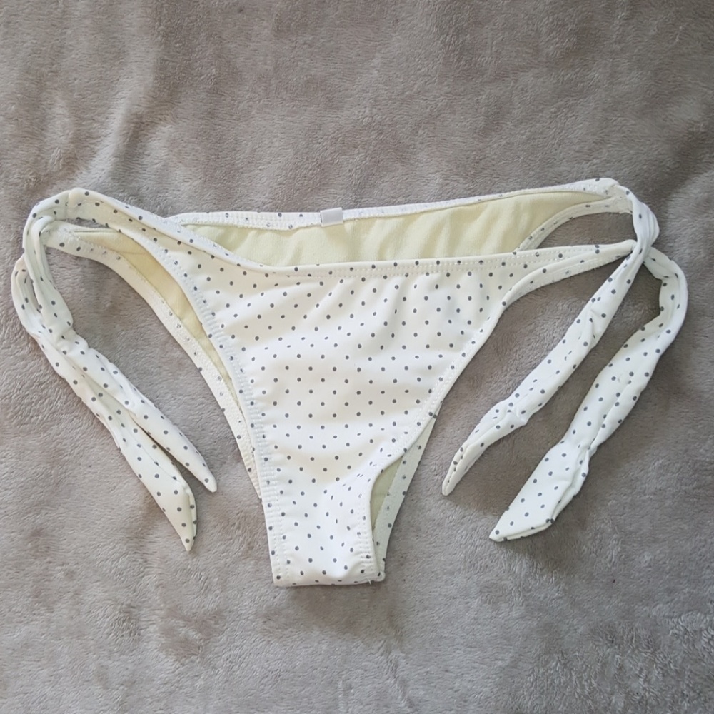 STK Bikini Bottom - Picture 6 of 6